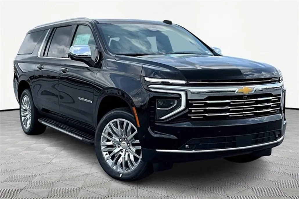 2025 Chevrolet Suburban Premier photo 1