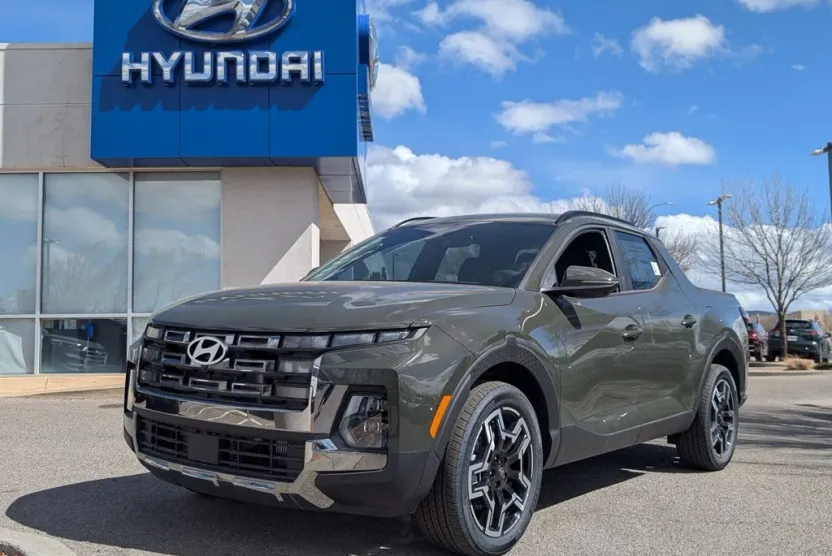 2025 Hyundai Santa Cruz Limited photo 1