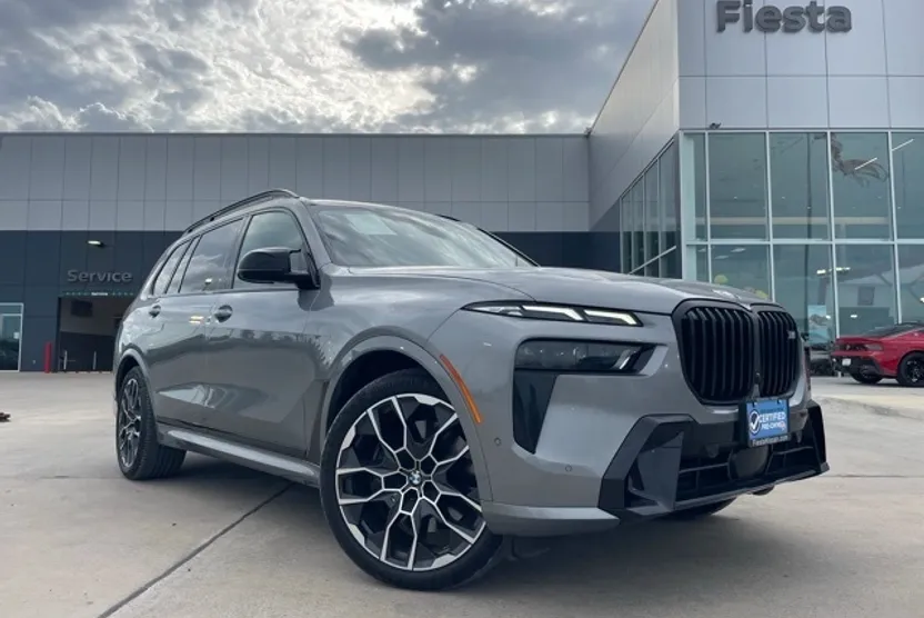 2024 Bmw X7 M60i photo 1
