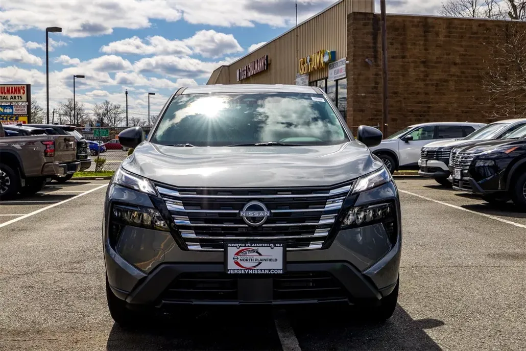 2025 Nissan Rogue S photo 1