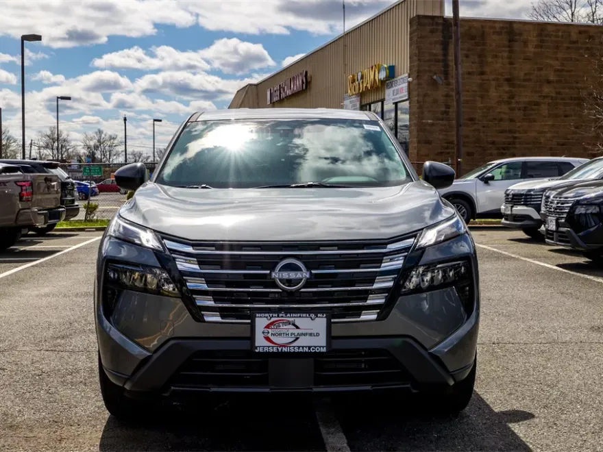 2025 Nissan Rogue S photo 1