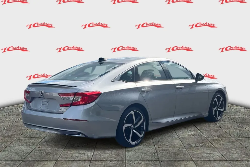 2022 Honda Accord Sport Hybrid photo 1