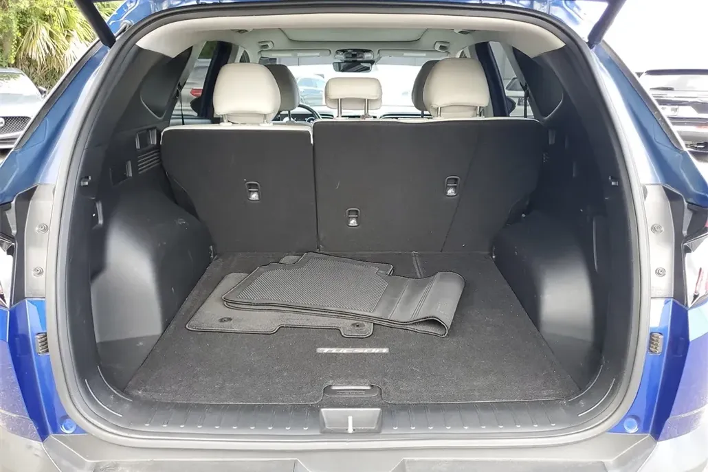 2023 Hyundai Tucson Limited photo 1