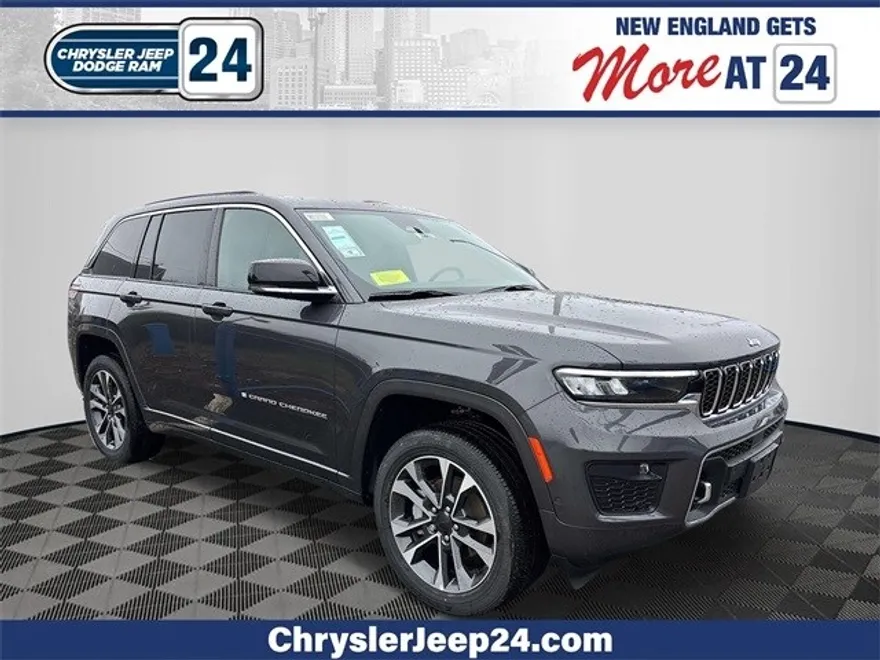 2025 Jeep Grand Cherokee Overland photo 1