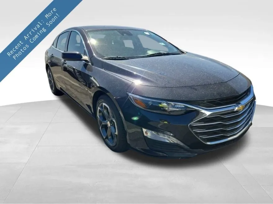 2023 Chevrolet Malibu 1LT photo 1