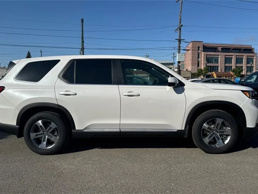 2025 Honda Pilot EX-L photo 1
