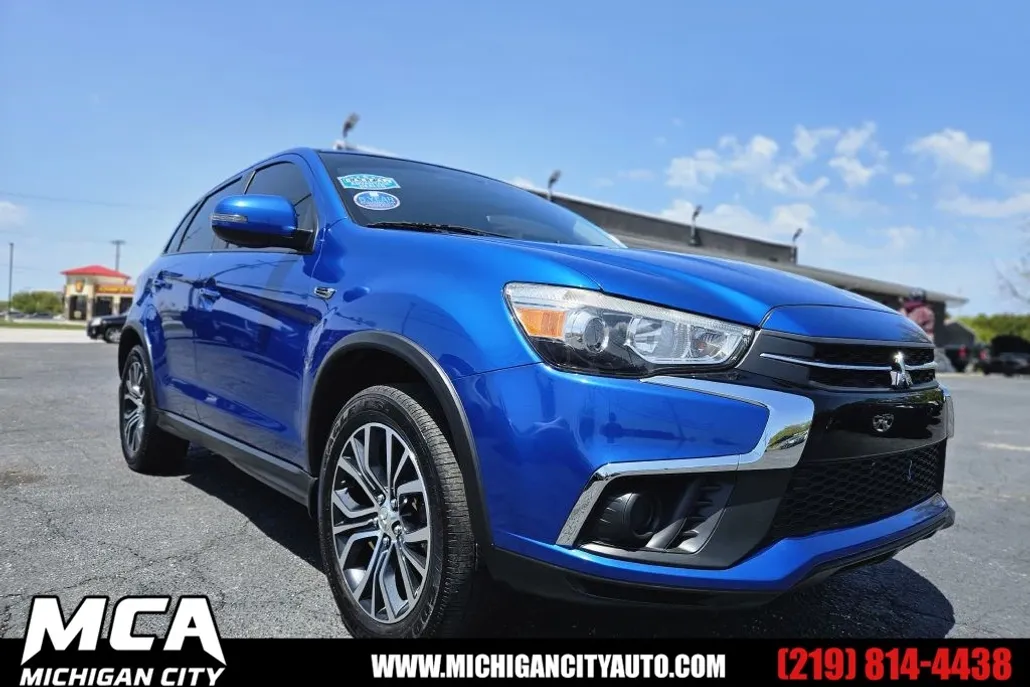 2018 Mitsubishi Outlander Sport ES photo 1