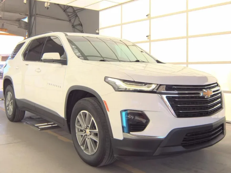 2022 Chevrolet Traverse Cloth photo 1