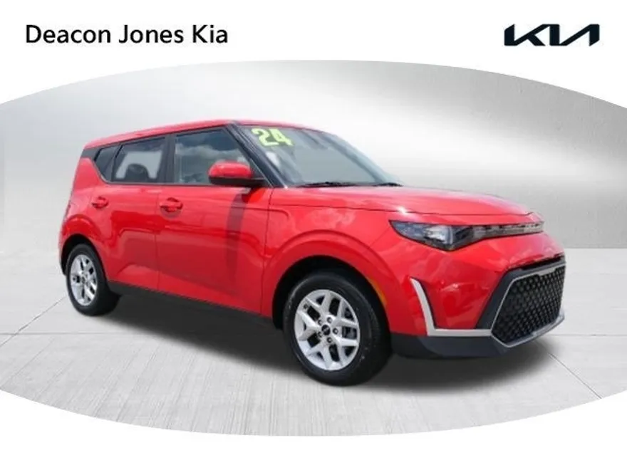 2024 Kia Soul LX photo 1