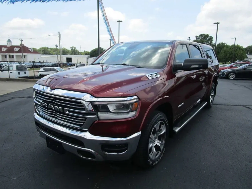 2019 Ram 1500 Laramie photo 1
