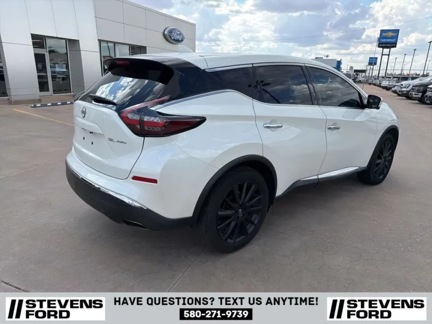 2023 Nissan Murano SL photo 1