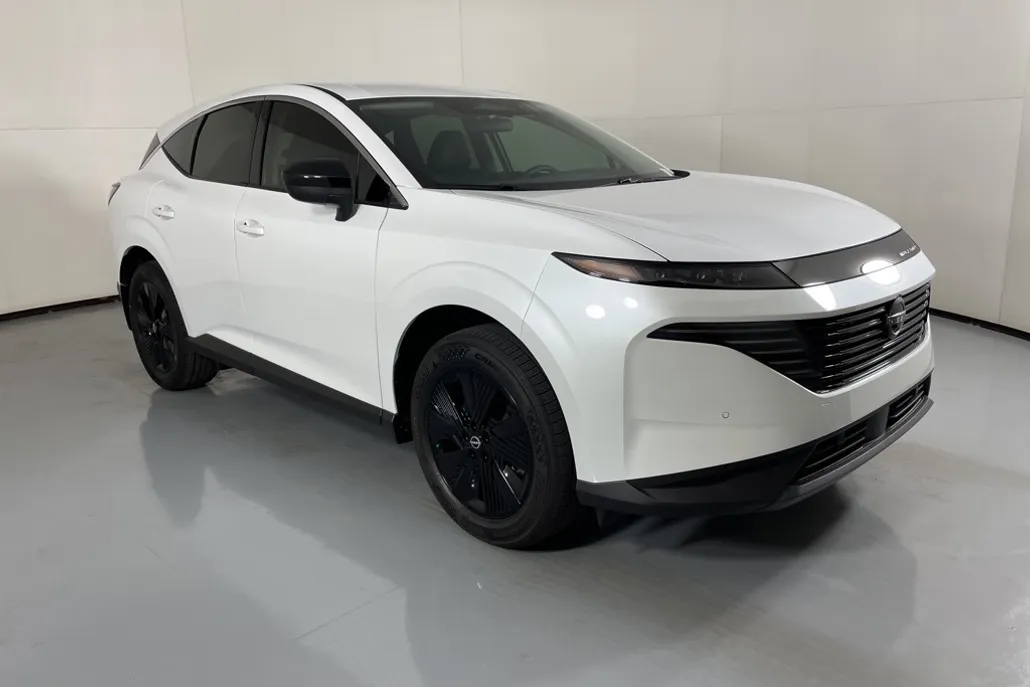 2025 Nissan Murano SV photo 1