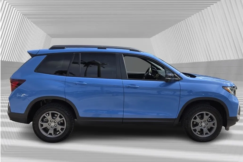 2024 Honda Passport TrailSport photo 1