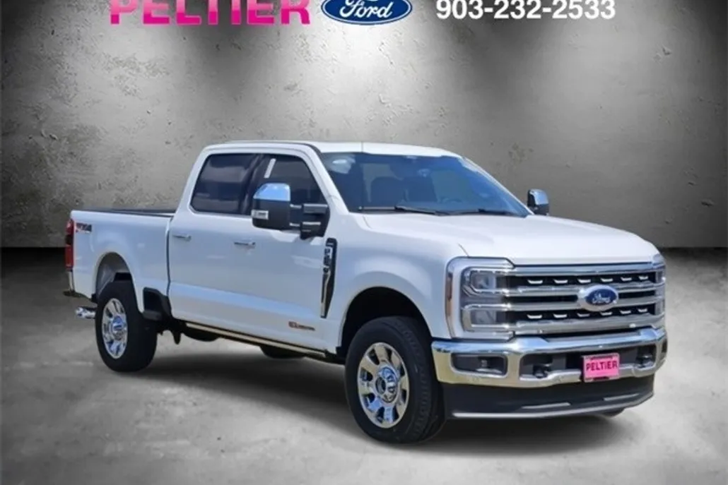 2025 Ford F-250 Lariat photo 1
