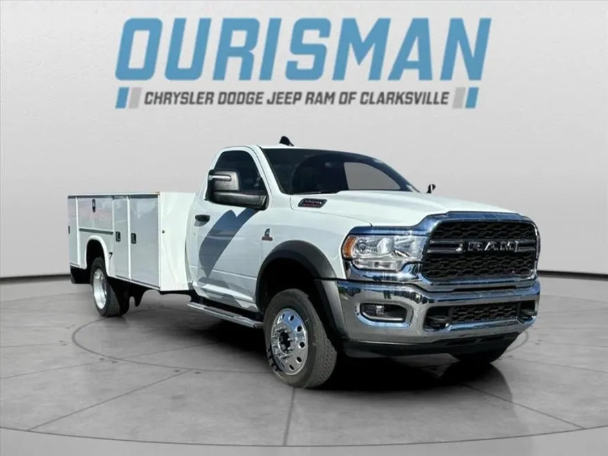 2024 Ram 5500 Tradesman photo 1