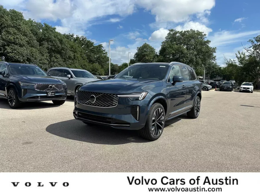 2026 Volvo XC90 Core AWD photo 1