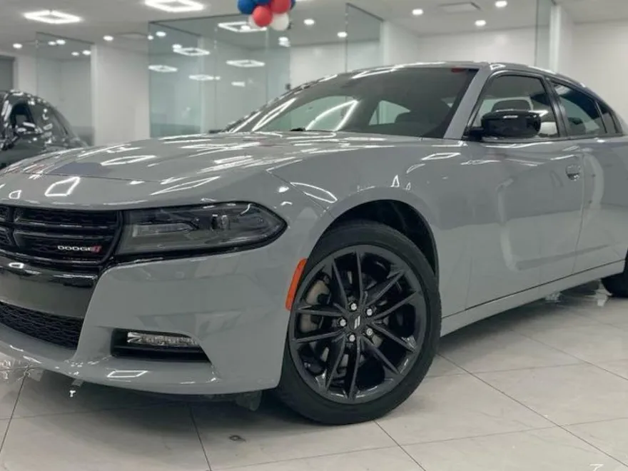 2021 Dodge Charger SXT photo 1