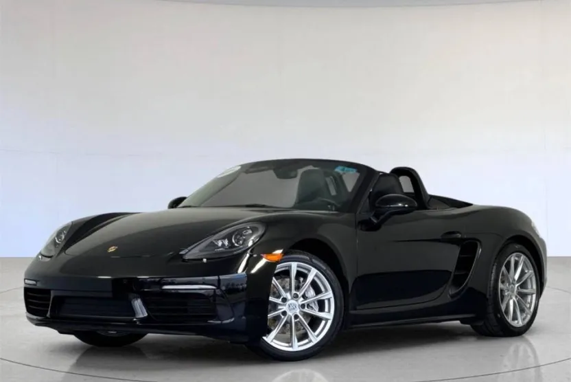 2017 Porsche Boxster photo 1