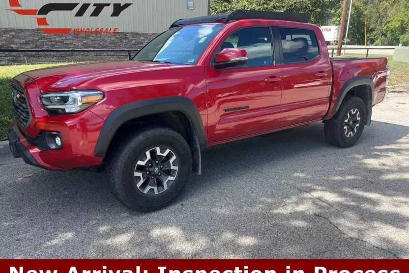 2021 Toyota Tacoma SR5 photo 1