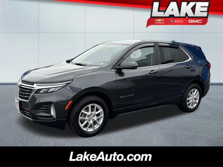 2022 Chevrolet Equinox LT photo 1