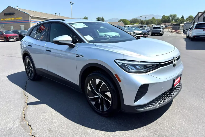 2021 Volkswagen ID.4 Pro photo 1