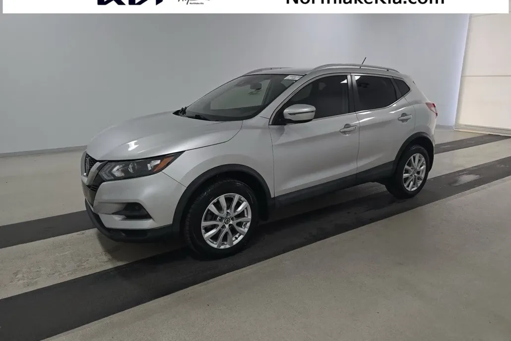 2020 Nissan Rogue Sport SV photo 1