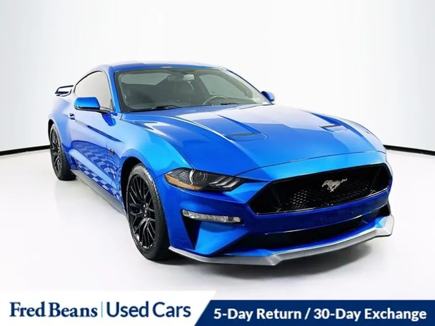 2019 Ford Mustang GT Premium photo 1
