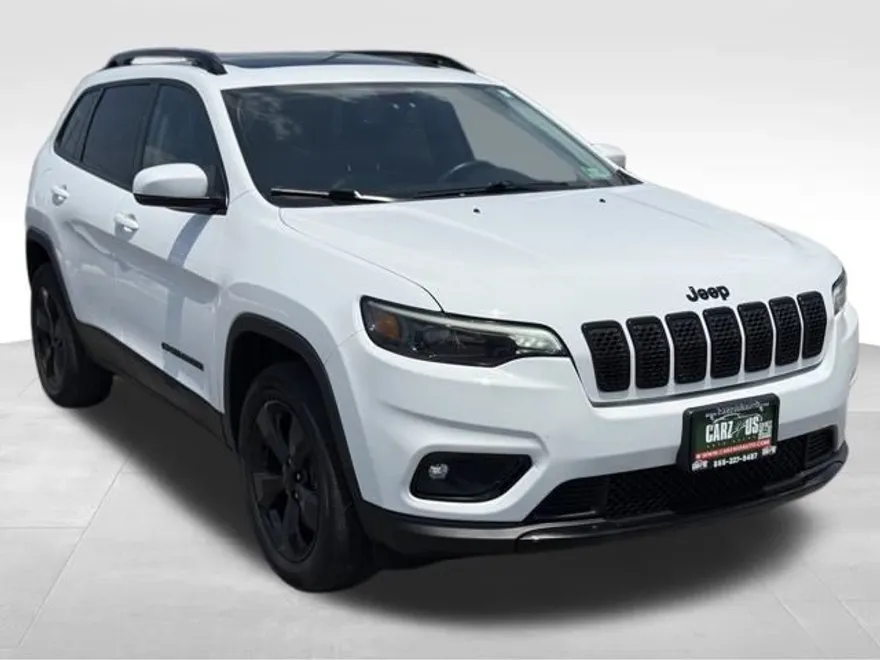 2019 Jeep Cherokee Altitude photo 1