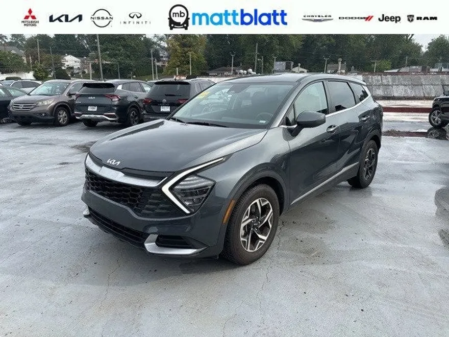 2024 Kia Sportage LX photo 1