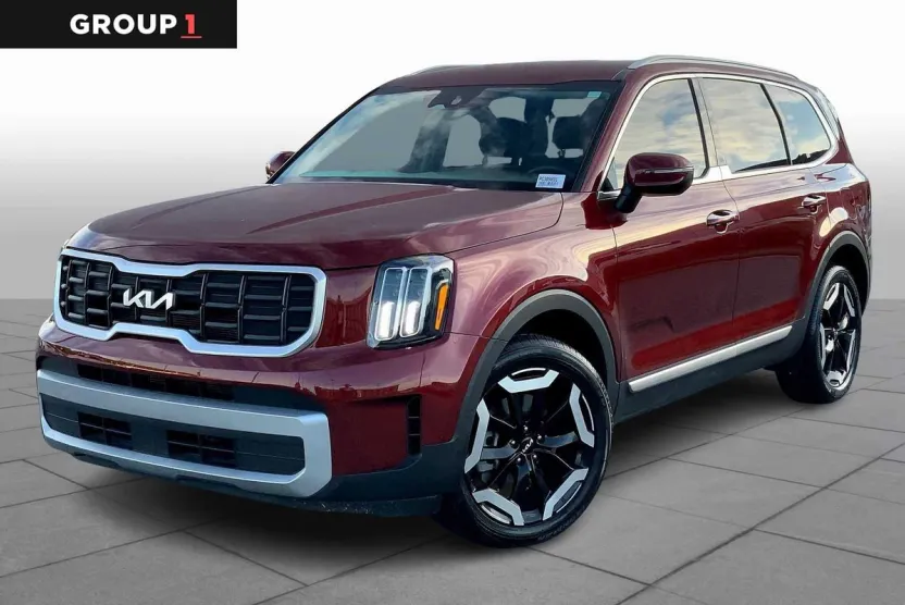 2023 Kia Telluride S photo 1