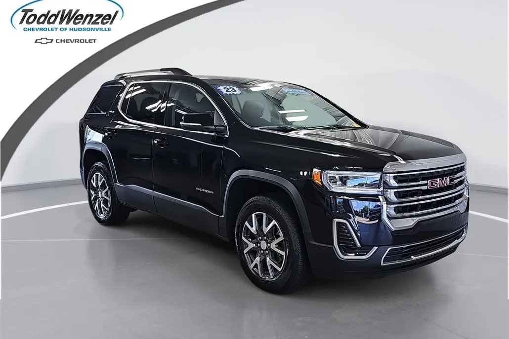 2023 Gmc Acadia SLE photo 1