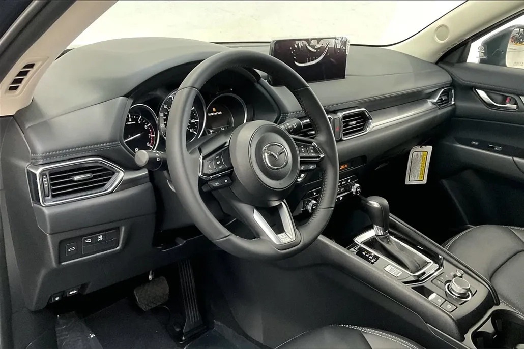 2025 Mazda CX-5 2.5 S Preferred photo 1