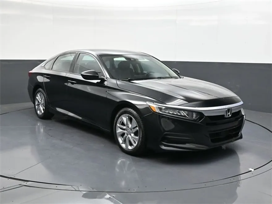 2019 Honda Accord LX photo 1
