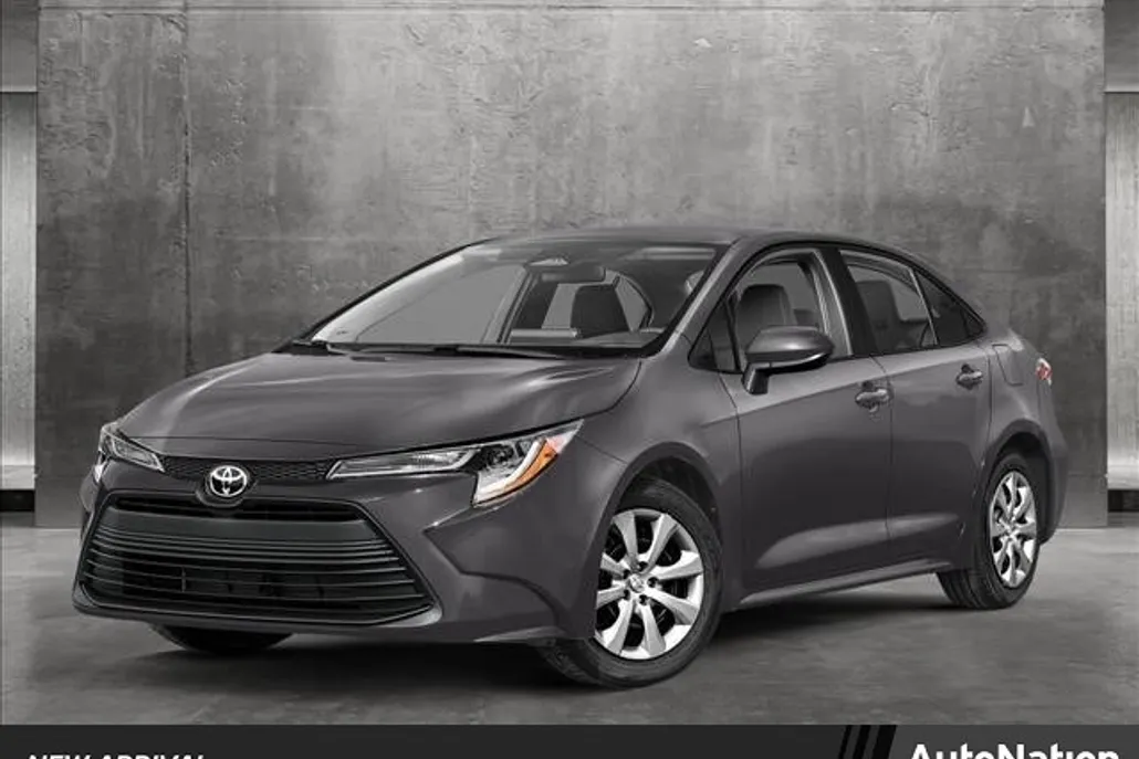 2024 Toyota Corolla LE photo 1