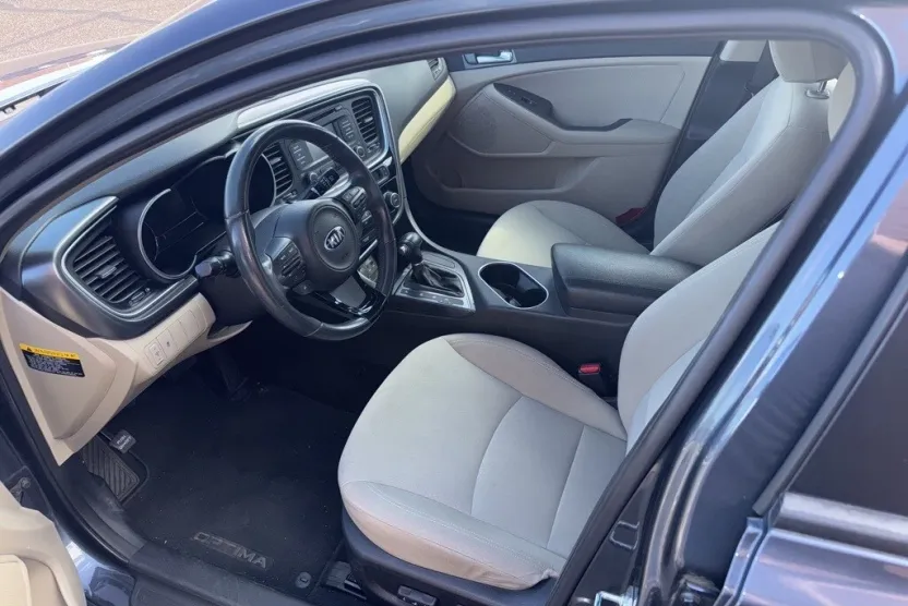 2014 Kia Optima Hybrid LX photo 1