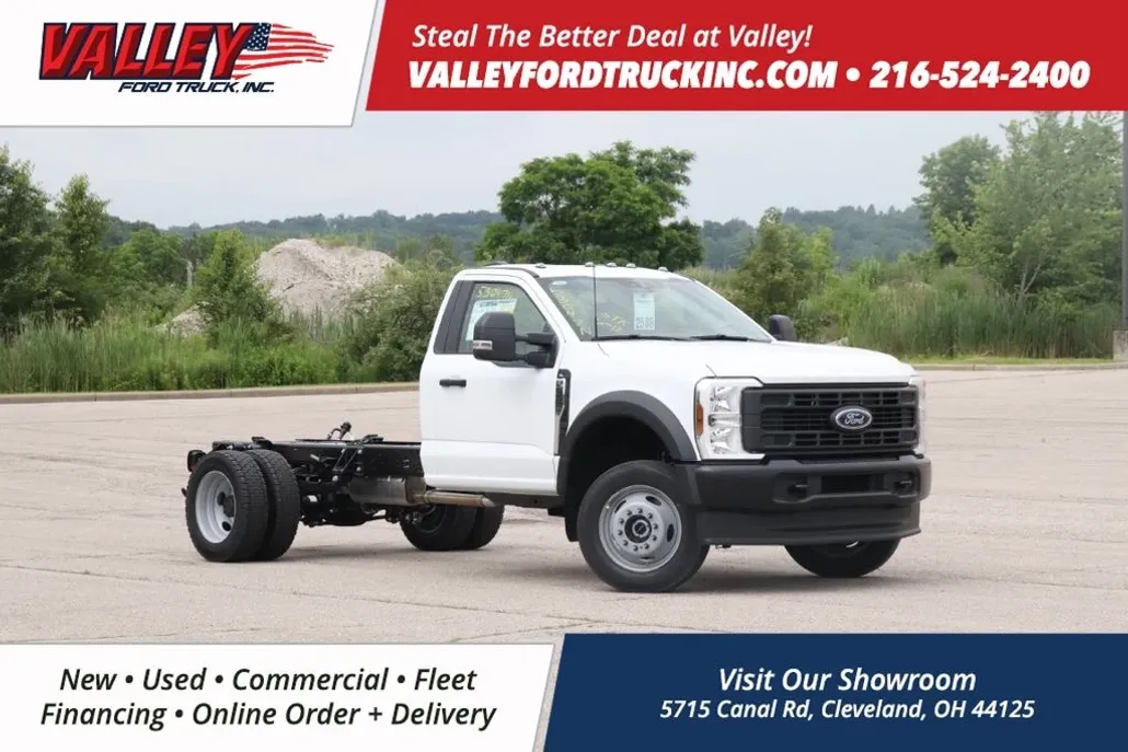 2025 Ford F-550 photo 1