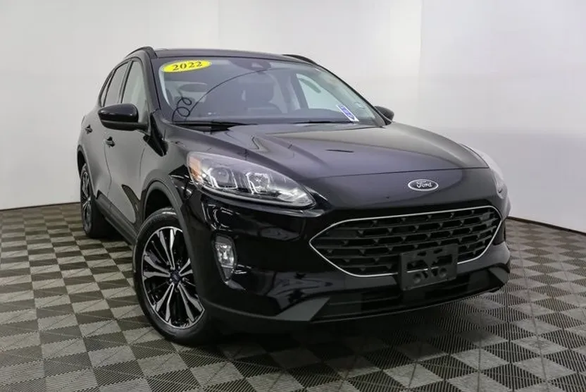 2022 Ford Escape SEL photo 1