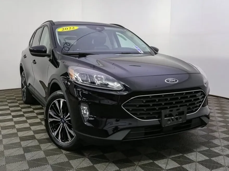 2022 Ford Escape SEL photo 1