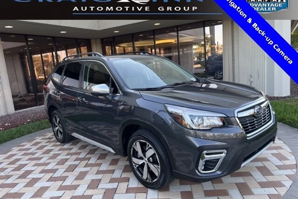 2020 Subaru Forester Touring photo 1