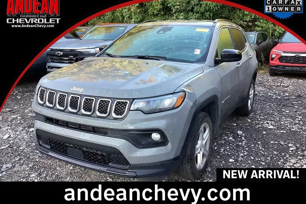 2024 Jeep Compass North Edition Latitude photo 1