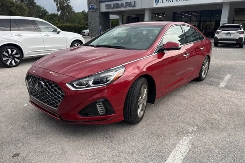 2019 Hyundai Sonata Limited photo 1