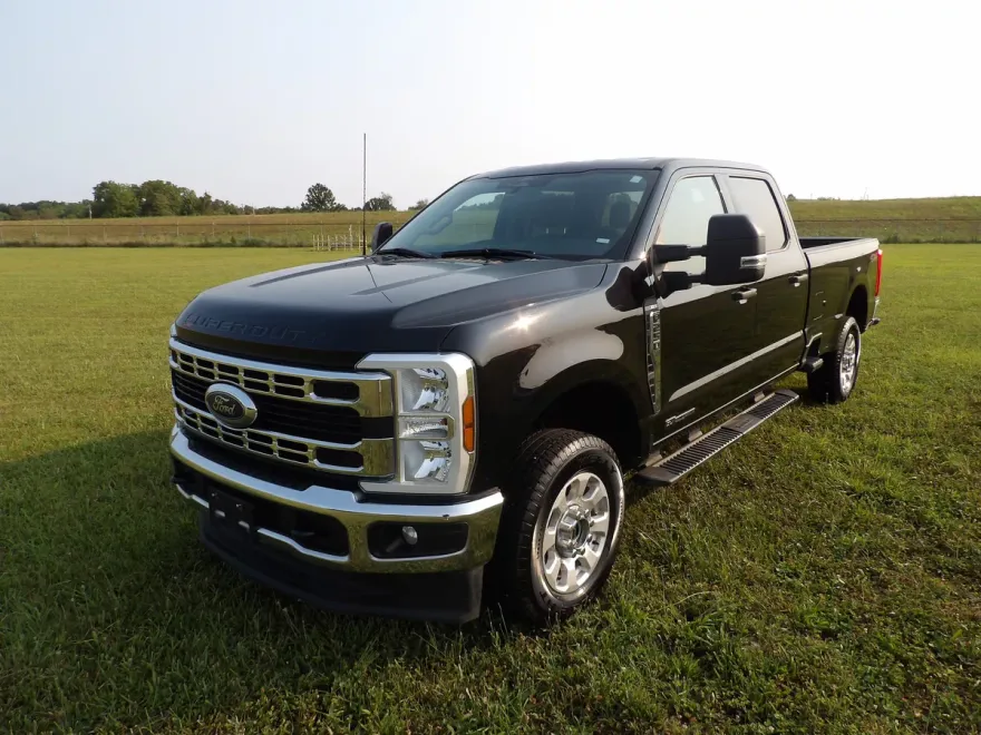 2024 Ford F-250 photo 1