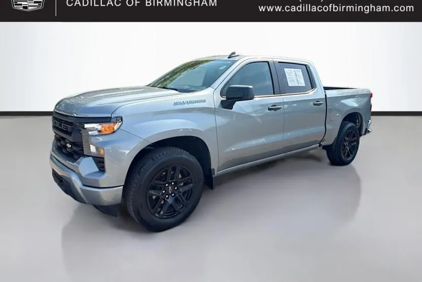 2024 Chevrolet Silverado 1500 Custom photo 1