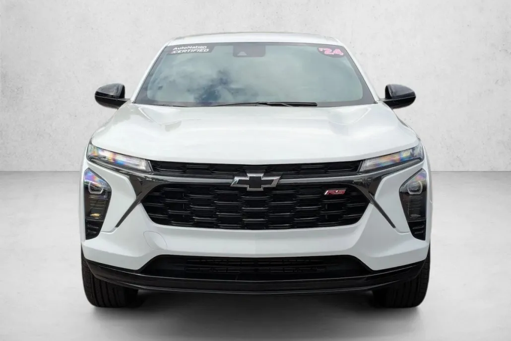2024 Chevrolet Trax photo 1