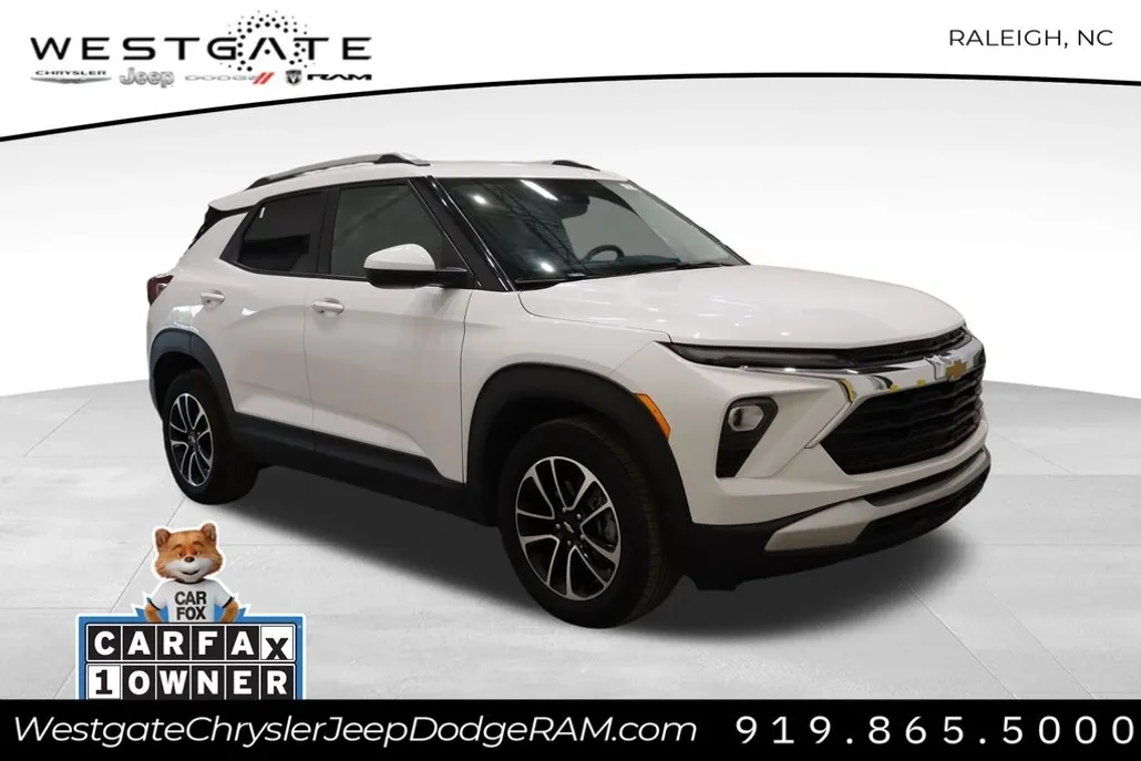 2024 Chevrolet Trailblazer LT photo 1