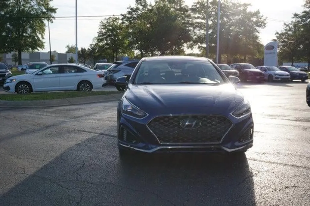 2018 Hyundai Sonata Limited photo 1
