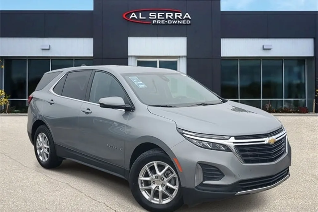 2024 Chevrolet Equinox LT photo 1