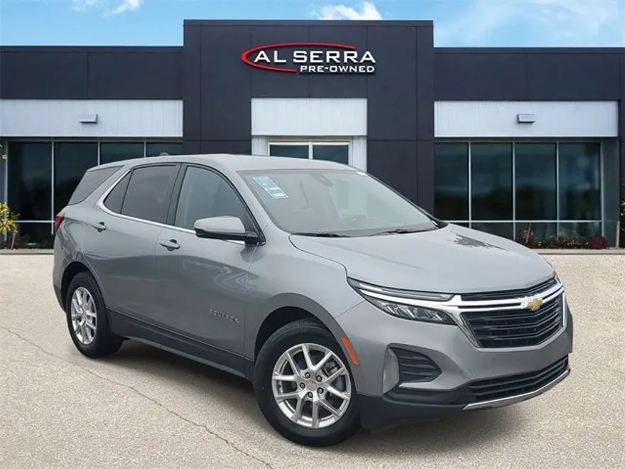 2024 Chevrolet Equinox LT photo 1