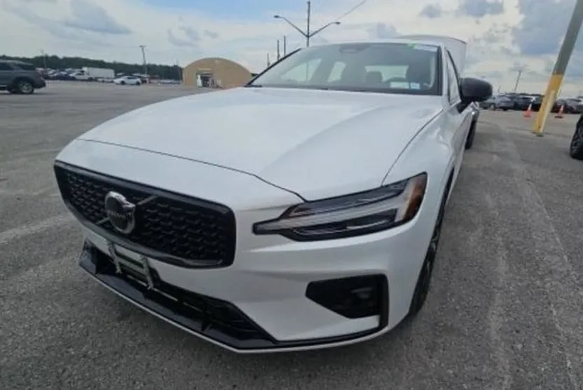2024 Volvo S60 B5 Core photo 1