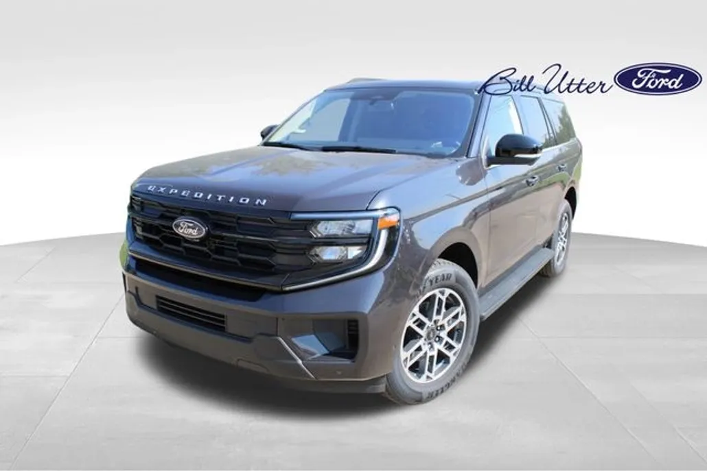2025 Ford Expedition photo 1